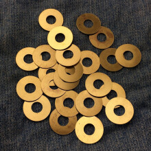 2pcs Brass Washers Gaskets Cushion Rings Pad Replacement for Benchmade 555 556 557 Mini Griptilian Folding Knife
