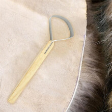 3Pcs Hide Scraper Fleshing Tool Fleshing Knife 11.2in Long Handle Fleshing Knife for Hides,Skinning Fur Handling Supplie