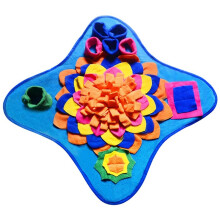 Pet Snuffle Feeding Mat Dog Pet Interactive Feed Puzzle Pad Slowing Feeder Mat for Dogs Cats Funny Training Blanket