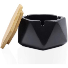Aschenbecher, moderner Keramik-Zigarettenaschenbecher, tragbarer Tischaschenbecher mit Bambusdeckel, für