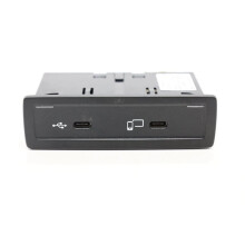 A1678201302 Car USB Charger Connecting Unit for V GLC GLE 1678201302