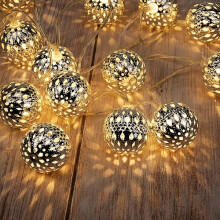 Lichtslinger met 20 zilveren LED-bolletjes, 2,5 m, werkt op batterijen.