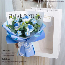 Bronntanas Bouquet Rós Cróiseáilte Fite Láimhe