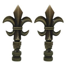Dearthaí Ríoga Fleur de Lis Lampa Prás Antique Finial (2