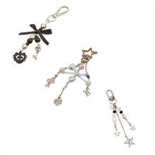Sweet and Cool Bow Keychain Heart-Shaped Jewelry Black Keychain