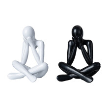 Conjunto de esculturas abstratas em plástico – Moderno em preto e branco