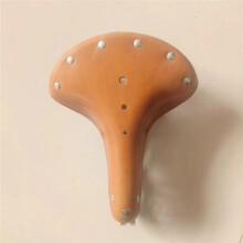 Soft Retro Bike Made of Cowhide Saddles Retro Bicycle Men Women Bike Saddle Comfort Cycling Bicycle