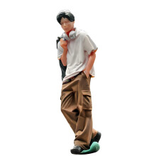 Artistic 1/64 Resin Mini Figurine Perfect For Dioramas Project