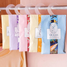 Natural Lily Scented Moth Repellent Sachets (2 Pack)