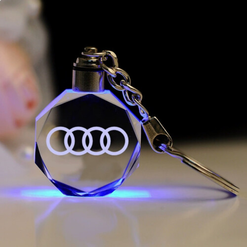 Breloc gravat multicolor Audi (cutie cadou inclusă)