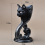 Svart harpiksstatueholder for krystallkuler 4