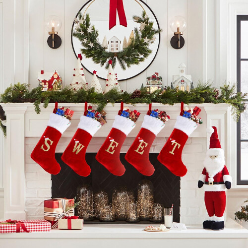 Weihnachtsstrumpf mit Monogramm, roter Samt mit Plüschbündchen 2