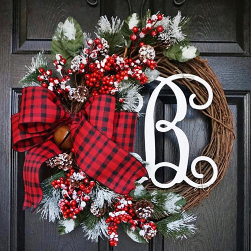 Artificial Christmas Wreath with Red Berries and Pine 2