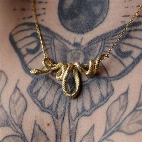 Wrapped Snake Necklace, Neutral and Cool Style,Advanced Design Sense,Unique Creativity,.