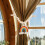 Raffhalter aus Holzperlen mit Regenbogenquaste 5