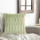 Groene gestreepte kussensloop 45x45cm met verborgen ritssluiting 2