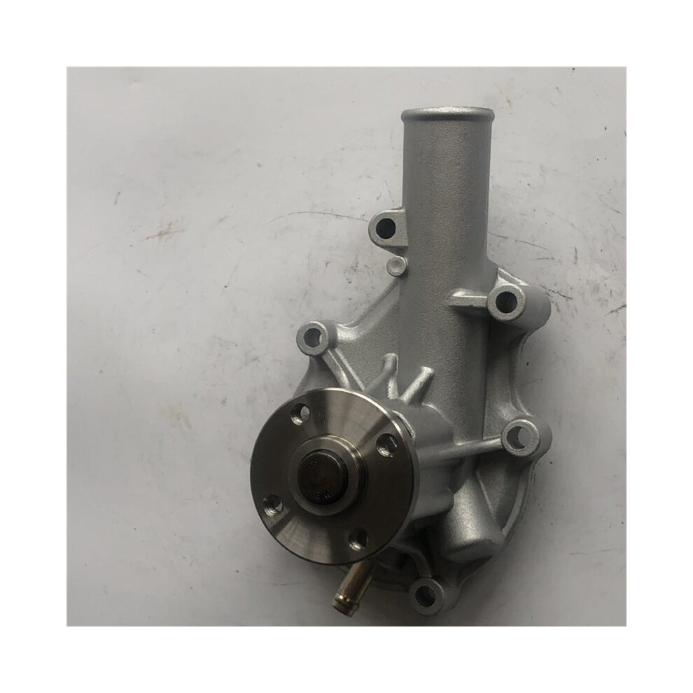 1625173034 Excavator Engine Cooling Water Pump For Engine V1505 V1305 D905 D1005 D1105 16251-73034 6033325033679