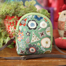 (Crossbody bag, 22) Hand embroidery diy material bag fabric embroidery fashion creative storage cosmetic bag