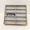 Robuster Sonnenbrillenhalter aus Holz mit 4