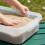 Sandkasten mit Deckel - 2-teiliges sensorisches Spielset 3