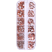 Strass K9Glass de haute qualité pour tous vos projets créatifs, styles et tailles variés pour des créations polyvalentes, application facile et