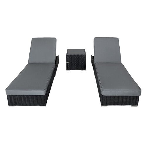 Liegestuhlset aus Rattan 1