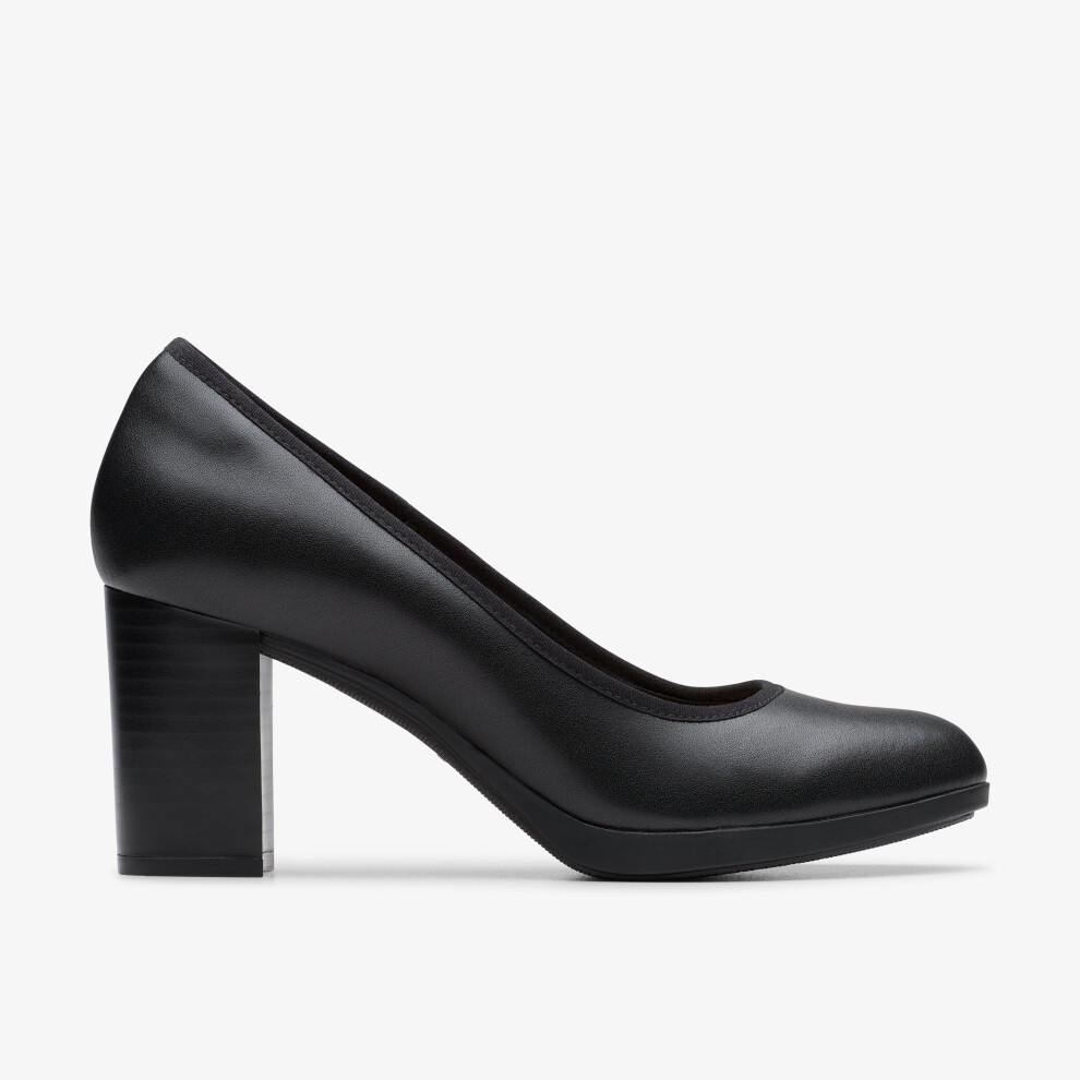 Clarks (Standard, 7 (Adults')) Bayla Carly Black Leather