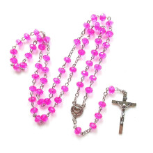 Rosenkranzkette mit Imitationskristallperlen und Jesus-Christus-Kreuzanhänger, katholischer religiöser Schmuck, geeignet für Frauen