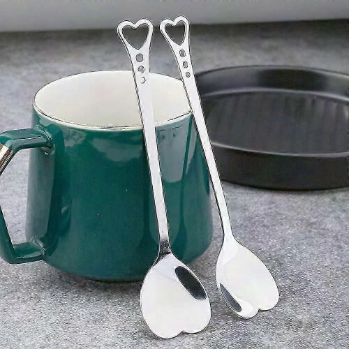 4 cucharas de acero inoxidable con forma de corazón, aptas para postres. 1