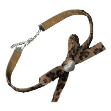 Vintage geïnspireerde fluwelen choker met strik, verstelbare lengte, sleutelbeenketting, accessoire, geschikt voor dames.