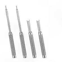 Kit d'entretien pour aérographe comprenant des outils pour écrous de joint d'aiguille et vis de soupape.