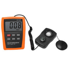LX-107 Draagbare zonneradiometer/ultravioletvermogensmeter met piekwaardebehoud en kompasfunctie