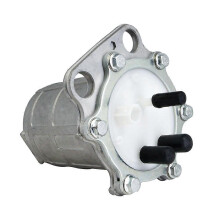 TRX680 VT750 VT1300 Benzinpumpe 16700-HN8-601 Ölpumpe Vergaser