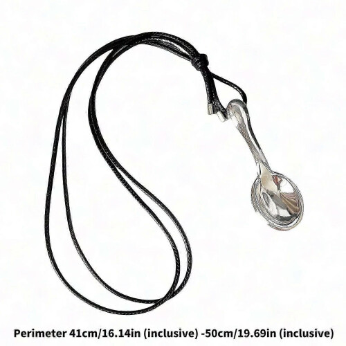 Collar moderno con dije de cuchara y cordón tejido a mano. 2
