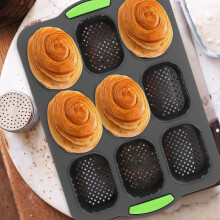 Forma quadrada de silicone para pão com 12 cavidades