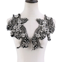 Delicate Handcrafted Beaded Floral Applique- white diamondOon
