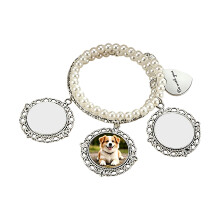 Sierlijke, met parels verfraaide armband,-drie plakjes