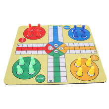 Fliegendes Schach-Set aus PU-Leder Reisegröße 16 Stück