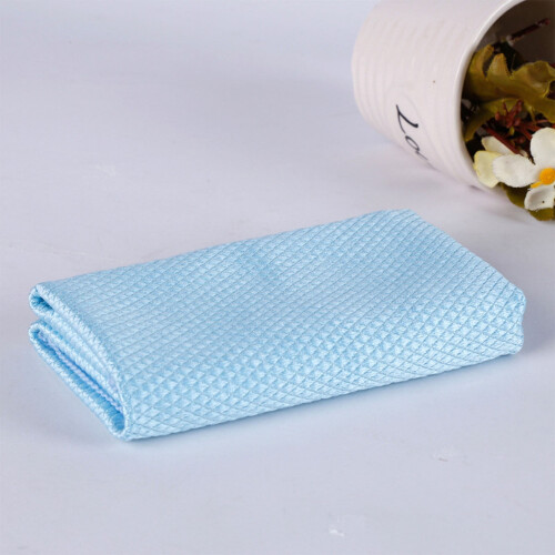 Torchon en microfibre à motif écailles de poisson 30 x 40 cm 1