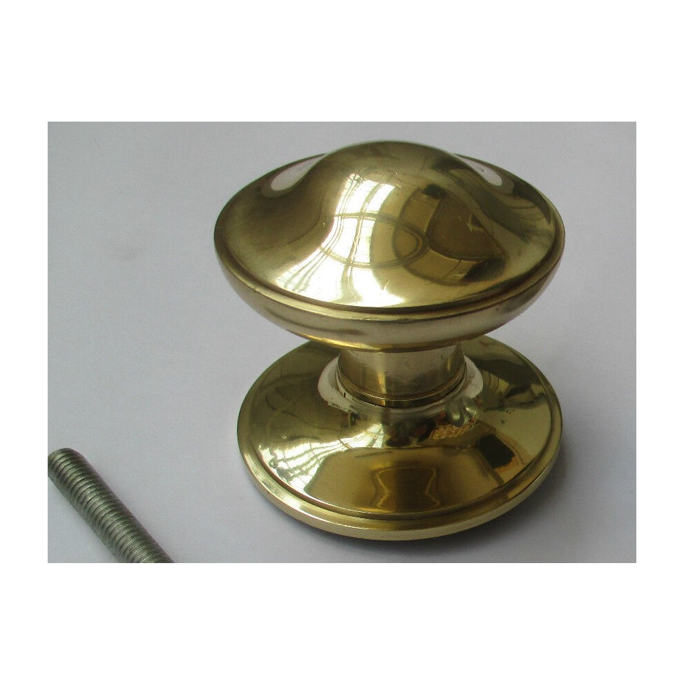 Victorian Centre Door Knob Polished Brass By Ironmongery World 5057067539054