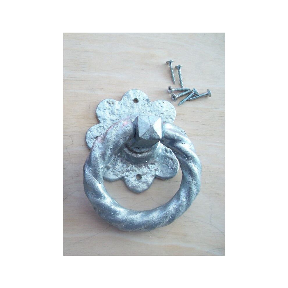 Ring Pull Handle Large Galvanised