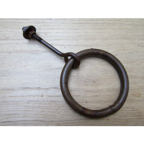 Ring Pull bed shackle Rust Small by Ironmongery World