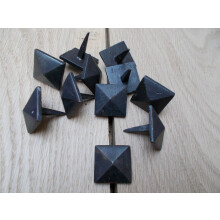 Pack of 10 Diamond Door Studs Black Antique 20mm