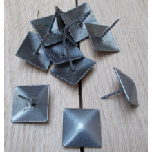 Pack of 10 door studs 30mm Square Antique Iron