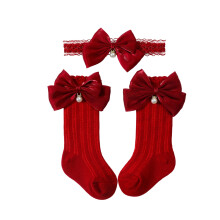 Ensemble bandeau et chaussettes tendance pour bébé-Bourgogne