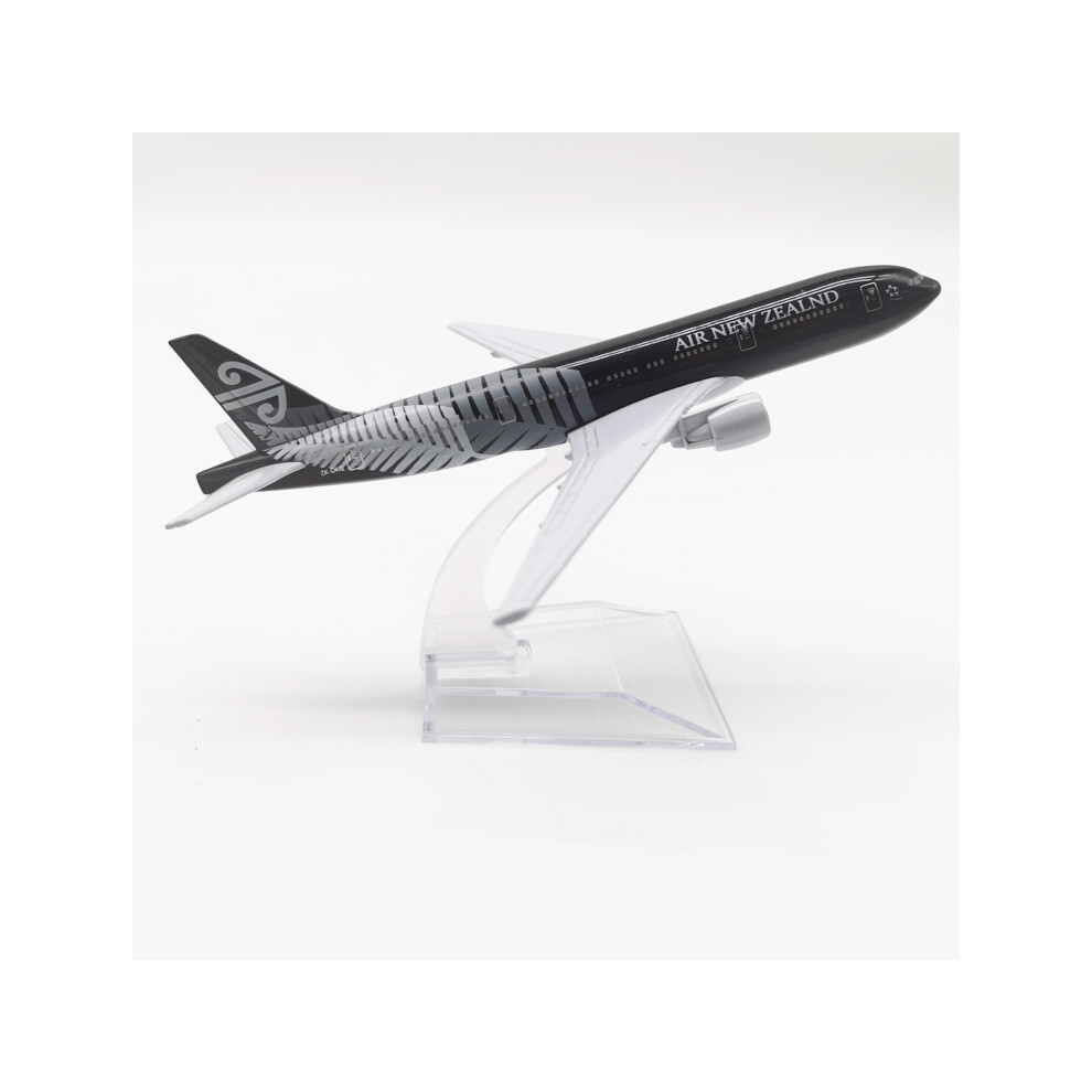 Airplane Model Diecast Planes 16Cm 1:400 Air New Zealand B777 Model Metal Plane For Collection 110691654212