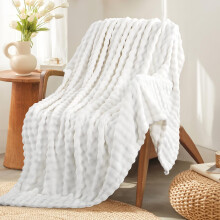 RUIKASI Fleece Throw Blanket for Sofa - White Double Fluffy Bubble Throws Cozy Blanket with Reversible Design, Twin 150x200 cm