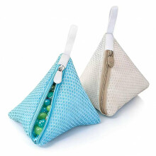 2 Pcs Mini Triangle Laundry Bag, Triangle Net Bags for Washing Machine, Small Washing Machine Bag with Hanging Loop, for Laundry Beads