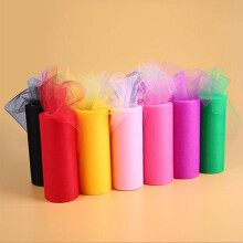 Gul polyester tyllrull 15 cm x 25 meter