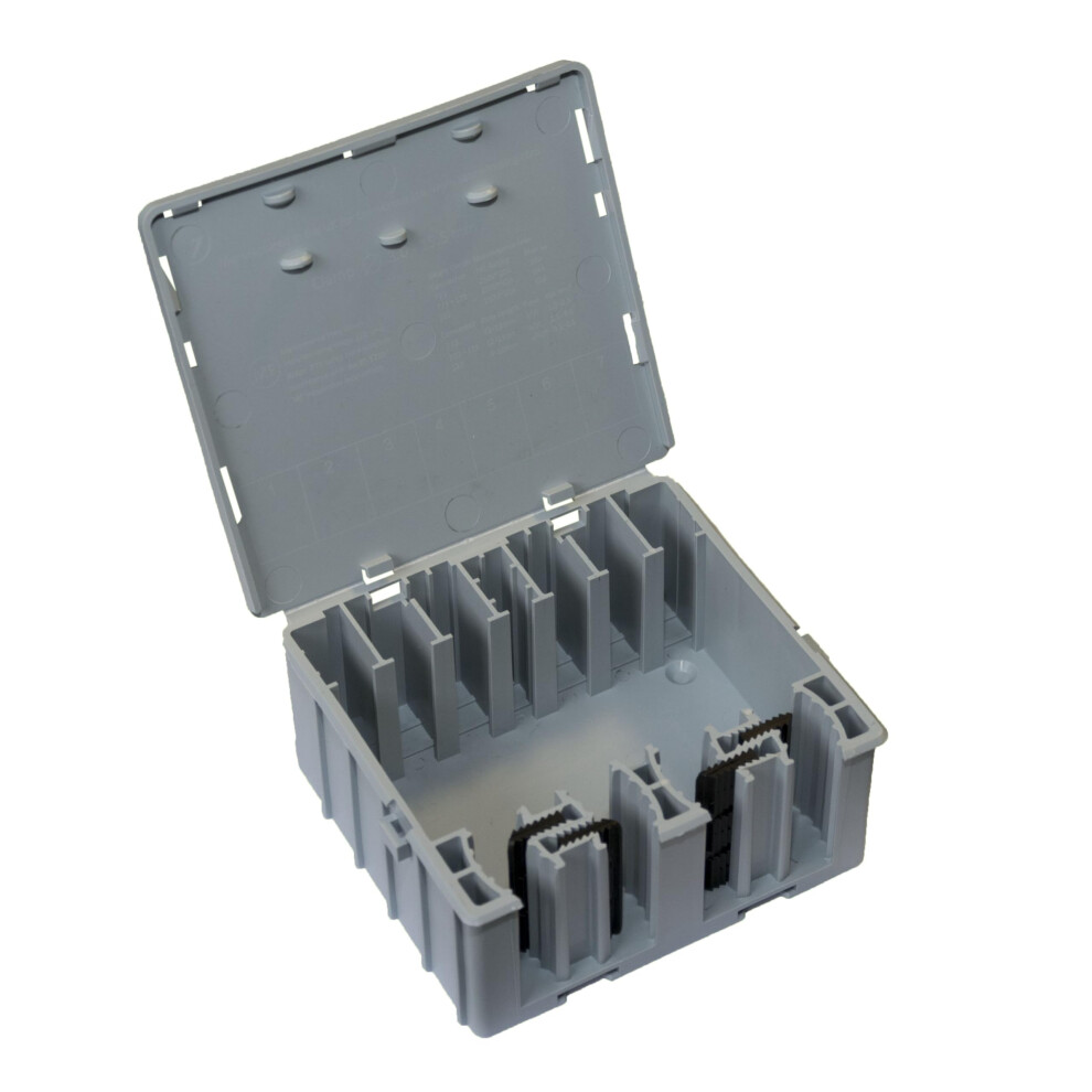 Wago Wagobox Xla Junction Box, Suitable For Wago 222 And 773 Series, For Multicore Cables, Max. 4 Mmâ² Connectors, Up To 32 Amp, 450 Volt, 207-3305 5051226971358